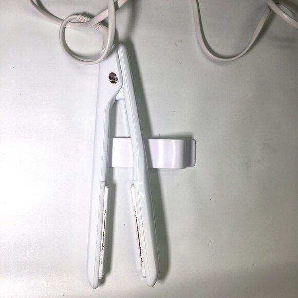 🛑 T3 Professional ➕🆒 FLAT IRON Compact STRAIGHTNER Styling Smooth 💸BUY NOW‼️ - Picture 13 of 16